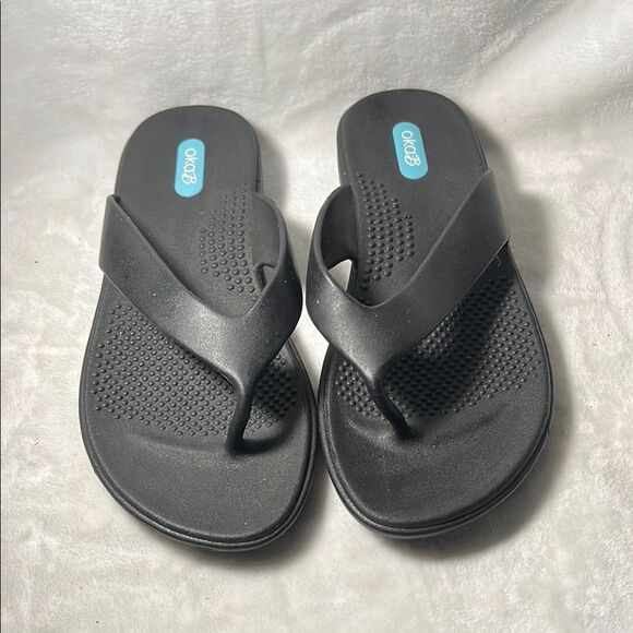 OKA b. Black Women's Sandals - Picture 1 of 8